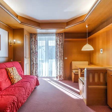 Apart-hotel Sausalito 2*